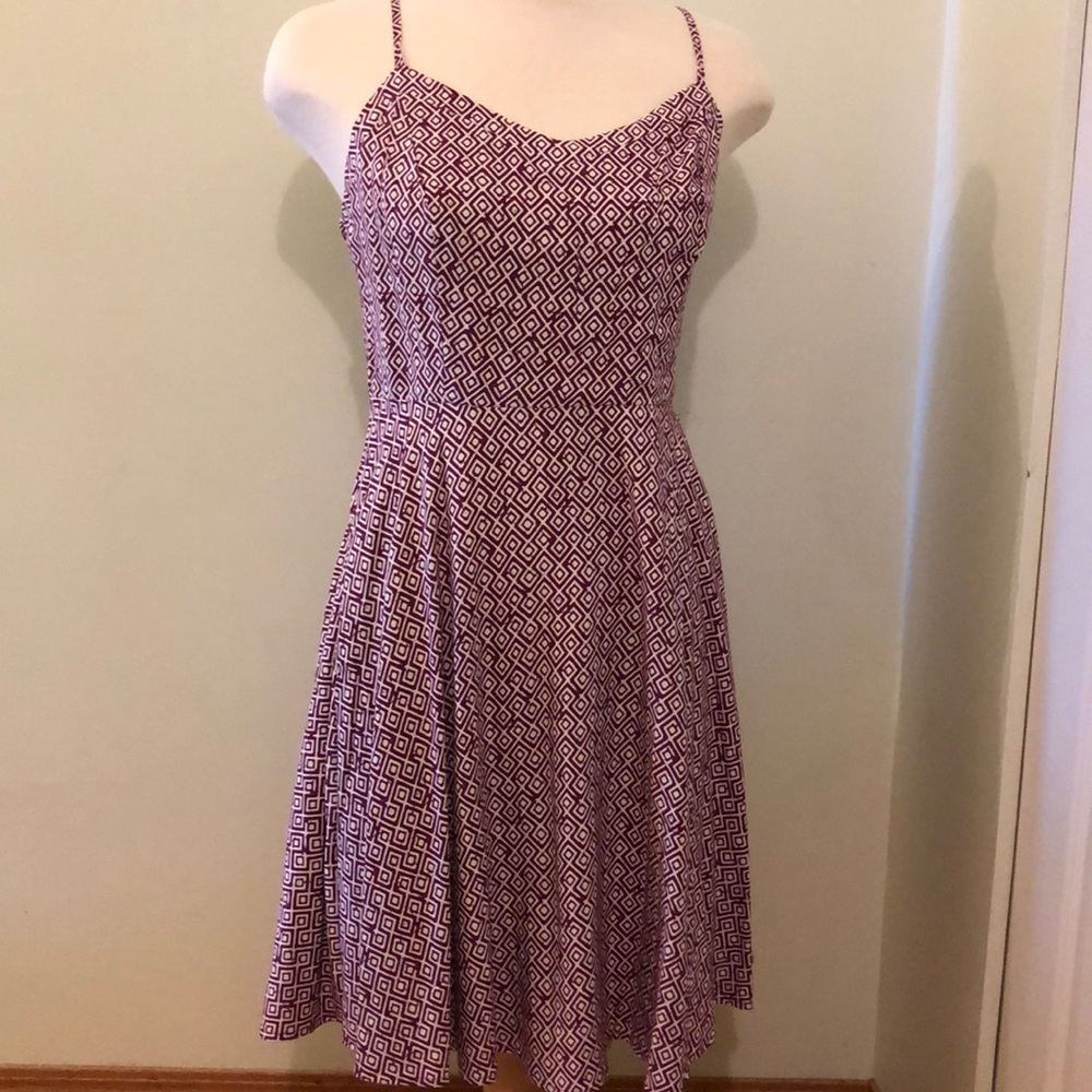 Old Navy summer dress, size M.